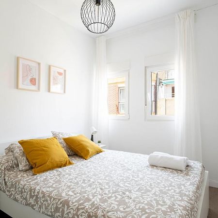 Apartment Beach Picasso Sant Adrià de Besòs Kültér fotó